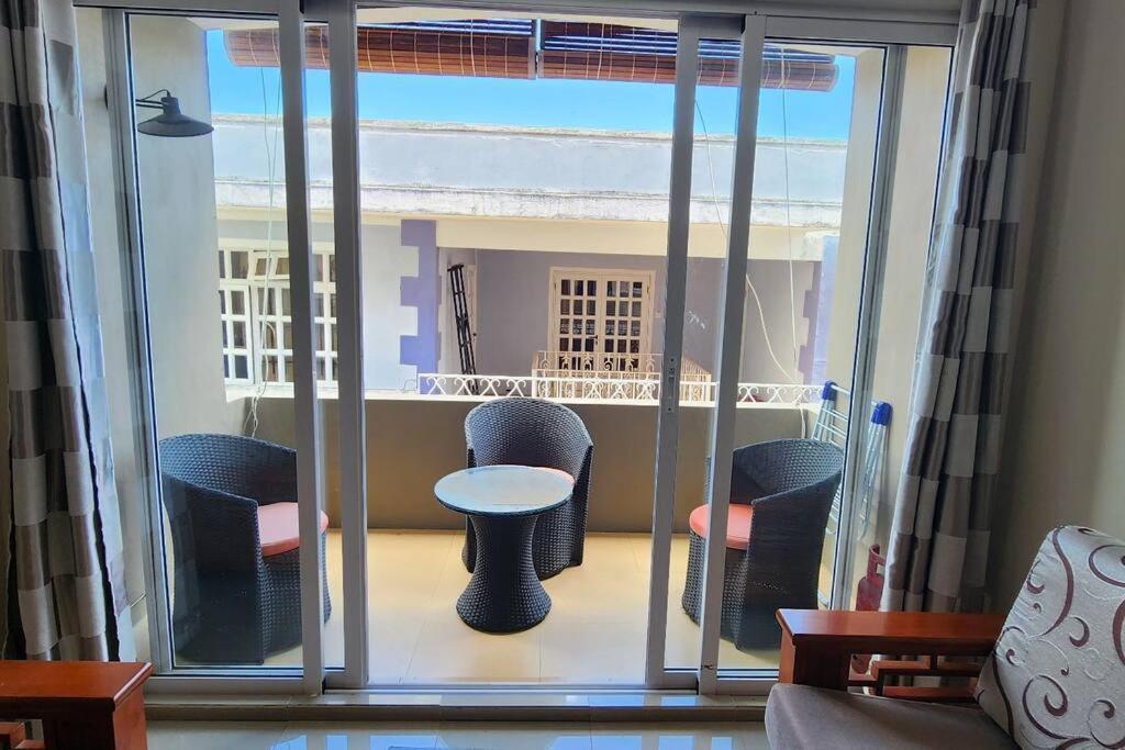 Number 8, 2Nd Floor, Pebble Bay Apartments Grand-Baie Eksteriør billede